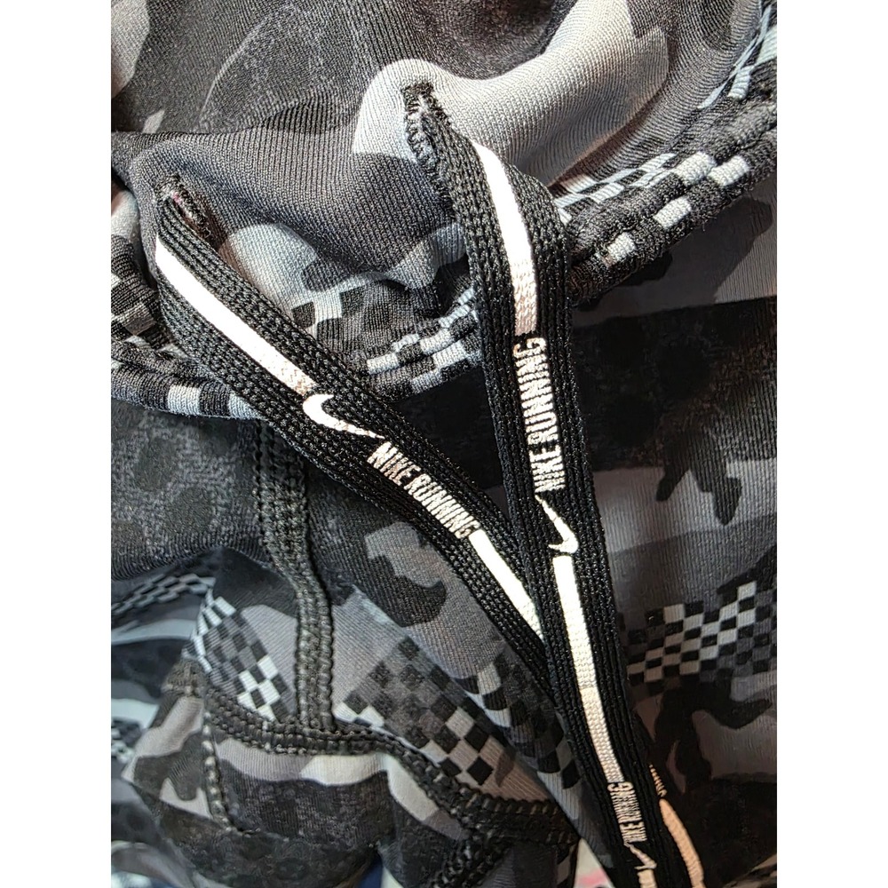 Nike Dri-FIT Womens Running Leggings Gray Camo Checkerboard Capri Tights Small - Picture 7 of 7